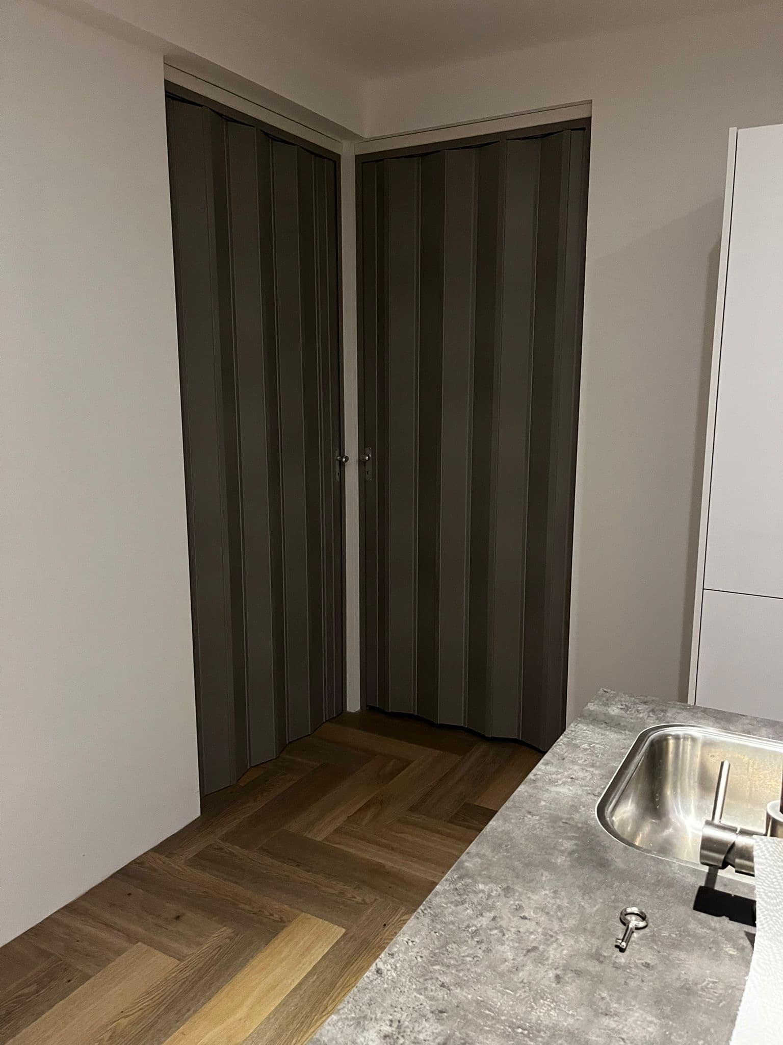 Meubel bij klanten thuis: 633bd571 6900 4fb6 a547 67315cedb336